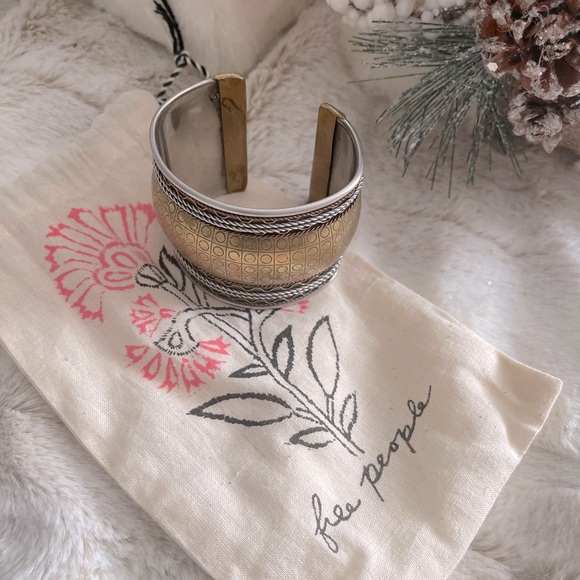 Free People metal cuff - Picture 2 of 4